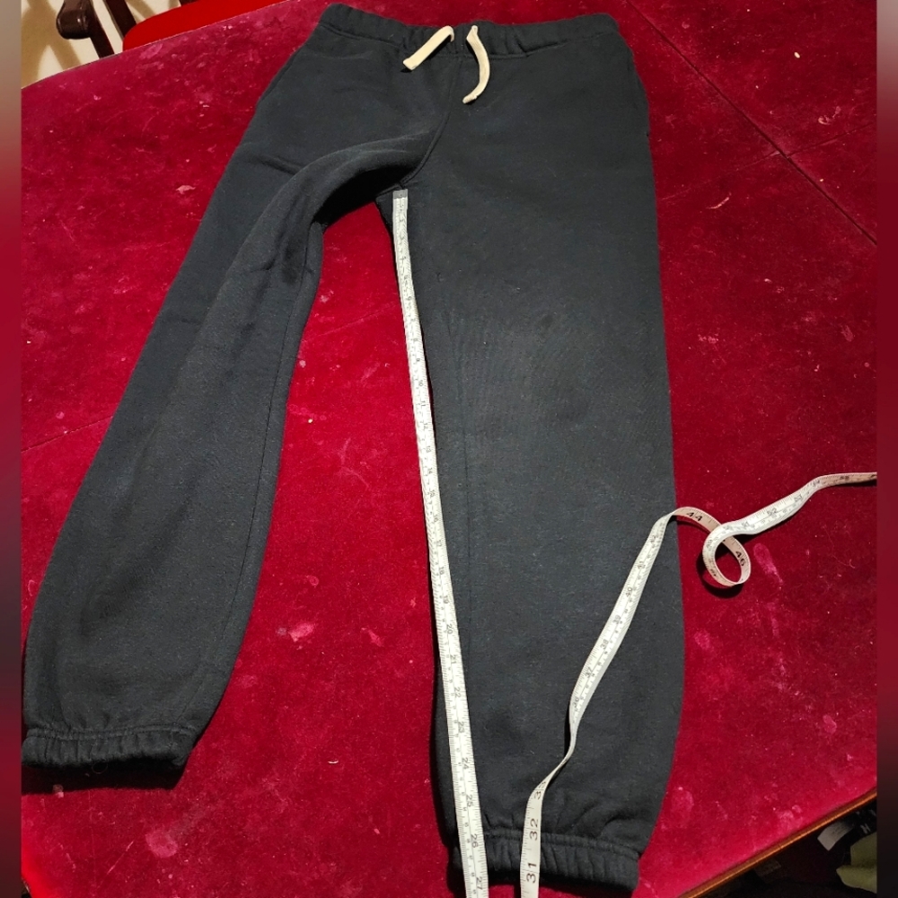 NWOT ... Forever 21 Black Sweatsuit Set - Picture 7 of 13